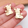 Par de colgantes de calcetín navideño bañados en oro KC para joyería y manualidades DIY - Calcetín de Navidad (18299)