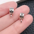 Macrodetail van zilveren verbindingsstuk met spiraalpatroon voor DIY-sieraden maken - Spiraalpatroon Cilinder (8909)