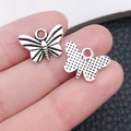 Breloques papillon en alliage d'argent avec texture creuse pour la création de bijoux - Style de Papillon (7125)