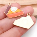 Dije de tarta de calabaza esmaltado con glaseado naranja y baño dorado para joyería DIY - Colgante de Pastel Naranja Individual (19197)