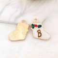 Ciondolo a calza di Natale in lega con smalto bianco per la creazione di gioielli fai da te - Calza di Natale in Smalto Bianco (10924)