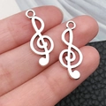 Pair of vintage silver treble clef musical instrument charms for DIY jewelry making - Antique Silver Treble Clef (5619)