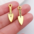 Pendentifs en forme de pelle en alliage doré pour colliers et porte-clés DIY - Pelle Outil Or Antique (20390)