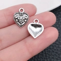 Ciondoli a cuore in argento antico con rilievo di vite per gioielli fai da te - Cuore Strutturato Pieno (13337)