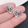 Coppia di ciondoli a cuore in argento antico con design a filigrana traforata - Cuore Cavo Vintage (13340)