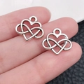 Ciondoli cuore infinito in lega di zinco argento antico per gioielli DIY - Stile Cuore Simbolo Infinito (16165)
