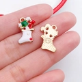 Kerstsok bedeltje van legering met wit en rood emaille voor het maken van sieraden - Rood-witte emaille kerstsok