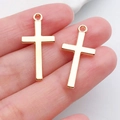 Coppia di ciondoli a croce in oro KC per la creazione di gioielli e collane fai-da-te - Croce Classica 13x27mm (11598)