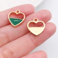 Pendentif cœur doré avec émail vert pour accessoires de création de bijoux DIY - 15x16mm / Forme de Cœur Évidé Émail Vert (17536)