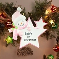 Personalisierter Baby's 1st Christmas Harz Schneemann Anhänger mit rosa Sternen Deko - Rosa