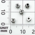 Perline poliedriche esagonali in argento antico con motivo a punti per gioielli fai-da-te - Perlina Distanziatrice Rombo Argento Antico (21076) / 3x3 Foro 2mm