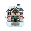 Adorno navideño personalizado para familia de 4, casa con nieve y corona festiva - Adorno Muñeco Nieve Casa Familia 4 Personas