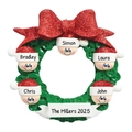 Ghirlanda di Natale personalizzata con fiocco rosso e cinque nomi per decorazione albero - Stile C