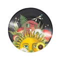 Nahaufnahme eines Vinyl-Harzanhängers mit Sonnen- und Blumenmuster im Retro-Stil - Stil 1 Sonnenblume Libelle Illustration (A591-1)