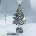 Ornamento natalizio in lega con ali d'angelo e ciondolo inciso per mamma come regalo - Albero Di Natale + Crisantemo Rotondo