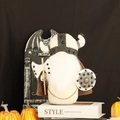 Gnomo vikingo de peluche con casco de cuernos, escudo y hacha para decoración - Gnomo Caballero Blanco