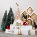 Nordischer Weihnachtsgnom aus Plüsch mit Paillettenhut und Merry Christmas Schild Deko - Nordischer Leuchtender Zwerg Herrenmodell
