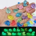 Set di figurine di animali in miniatura luminosi in resina per decoro auto - Mini Animale Marino Luminoso / Confezione da 170g (Circa 120 Pezzi)