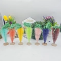 Set mit 7 bunten Sisal-Karotten auf Holzsockel für die Osterdekoration zu Hause - Himmelblau