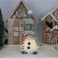 Gnomo navideño de peluche iluminado con cuerpo LED y gorro a rayas decorativo - Gorro Rayado con Bastón de Caramelo / 15x9x29cm