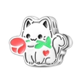Dettaglio macro dello charm a gatto in argento con fiore rosso e cuore smaltato - Stile Gatto Fiore Felice (PAC2072)