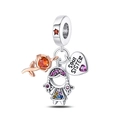 Detalle del charm Soul Sister con flor de oro rosa y colgante de niña con cristales brillantes - Dijes Triples Soul Sister (PAC795)