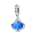 Détail du pendentif coquillage bleu avec étoile de mer argentée et zircons brillants - Coquillage Bleu de Mer Profonde Lumineux
