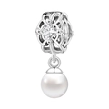 Vista detallada del dije de plata con circonita cuadrada y colgante de perla blanca pura - Charm de Cruz Vintage Hueca Con Perla (OTC1245)