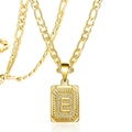 Pendentif lettre E carré en acier inoxydable plaqué or 18 carats avec chaîne Figaro - Lettre E / Or