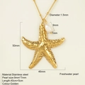 Collana a stella marina in acciaio dorato con perla d'acqua dolce e catena a sfere - Stile Grande Stella Marina (1911)