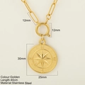 Collana con ciondolo a bussola dorata in acciaio inossidabile e catena a graffetta beige - Bussola / Oro