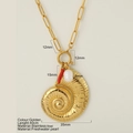 Collana conchiglia dorata con peperoncino rosso e perla su catena in titanio placcato 18k - Conchiglia Grande