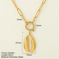 Gouden roestvrijstalen paperclip ketting met schelphanger en afmetingen in beeld - Schelpmateriaal / Goud