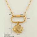 Goldene Edelstahl-Büroklammer-Halskette mit strukturiertem Fisch-Anhänger und Oval-Verschluss - Fisch / Gold