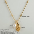 Collana conchiglia in acciaio dorato con perla 9mm e catena regolabile 40+5cm - Conchiglia (0546G)