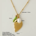 Goldene Edelstahlkette mit Blatt-, Perlen- und grünem Chili-Anhänger für Damen - Chili Recht Herz Stil