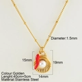 Collana dorata stile oceano con ciondolo a conchiglia perla e peperoncino in acciaio - Conchiglia di Perla (25165G)