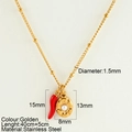 Collana dorata in acciaio inossidabile con ciondoli peperoncino e perla marina - Conchiglia di Perla Artificiale (25195G)