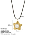 Colgante de estrella de mar dorada con perla blanca en collar de cuerda negra - Estrella de mar