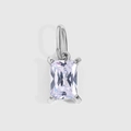 Pendentif élégant en zircone carrée taille émeraude avec serti à quatre griffes en argent - 4*6mm / Argent - Avril Blanc