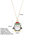 Collar de acero inoxidable dorado con colgante de pingüino y detalles de esmalte navideño - Pingüino (G38)