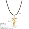 Collar de acero dorado con colgante de flor y osito en cordón negro elegante - Estilo de Oso