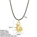 Colgante de sol dorado en espiral con dimensiones y detalles de la cadena de cordón negro - Estilo Concha en Espiral