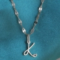 Zilveren roestvrijstalen ketting met letter K hanger, hartje en golvende schakel - Staal-K