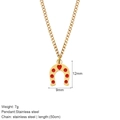 Goldene Hufeisen-Halskette aus Edelstahl mit rotem Emaille-Herzmuster auf 50cm Kette - Hufeisen Glücks Stil (G15)