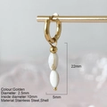Pendientes de aro dorados de acero inoxidable con colgante de concha blanca para mujer - Cuenta Blanca (Pieza Única)