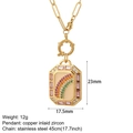 Collar de clip dorado con colgante rectangular de circonita arcoíris sobre blanco - Arcoíris de Circonia de Color (NK016goldAC210328G5)