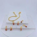 Pulsera navideña DIY con colgantes de esmalte rojo y cadena de serpiente dorada - Estilo Árbol de Navidad Rojo (#3)