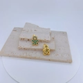 Détail du pendentif ours avec sertissage zircon vert et dos doré à structure ajourée - Pendentif Seul (Sans Chaîne) / Ours Vert