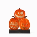 Centre de table citrouille d'Halloween en bois à trois niveaux sur fond blanc pur - Style Triple Citrouille (WS-1918)